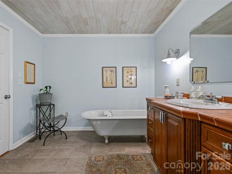 18 Thousand Oaks Boulevard Fairview NC 28730