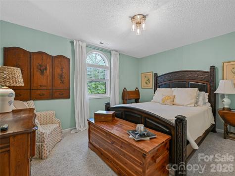 18 Thousand Oaks Boulevard Fairview NC 28730
