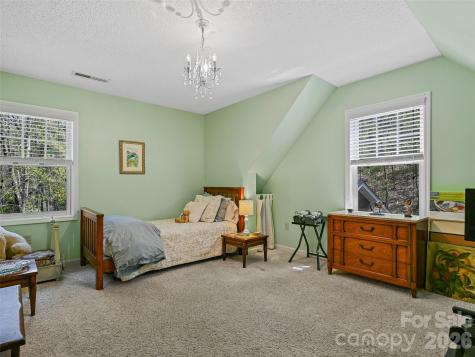 18 Thousand Oaks Boulevard Fairview NC 28730