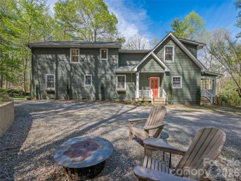 18 Thousand Oaks Boulevard Fairview NC 28730