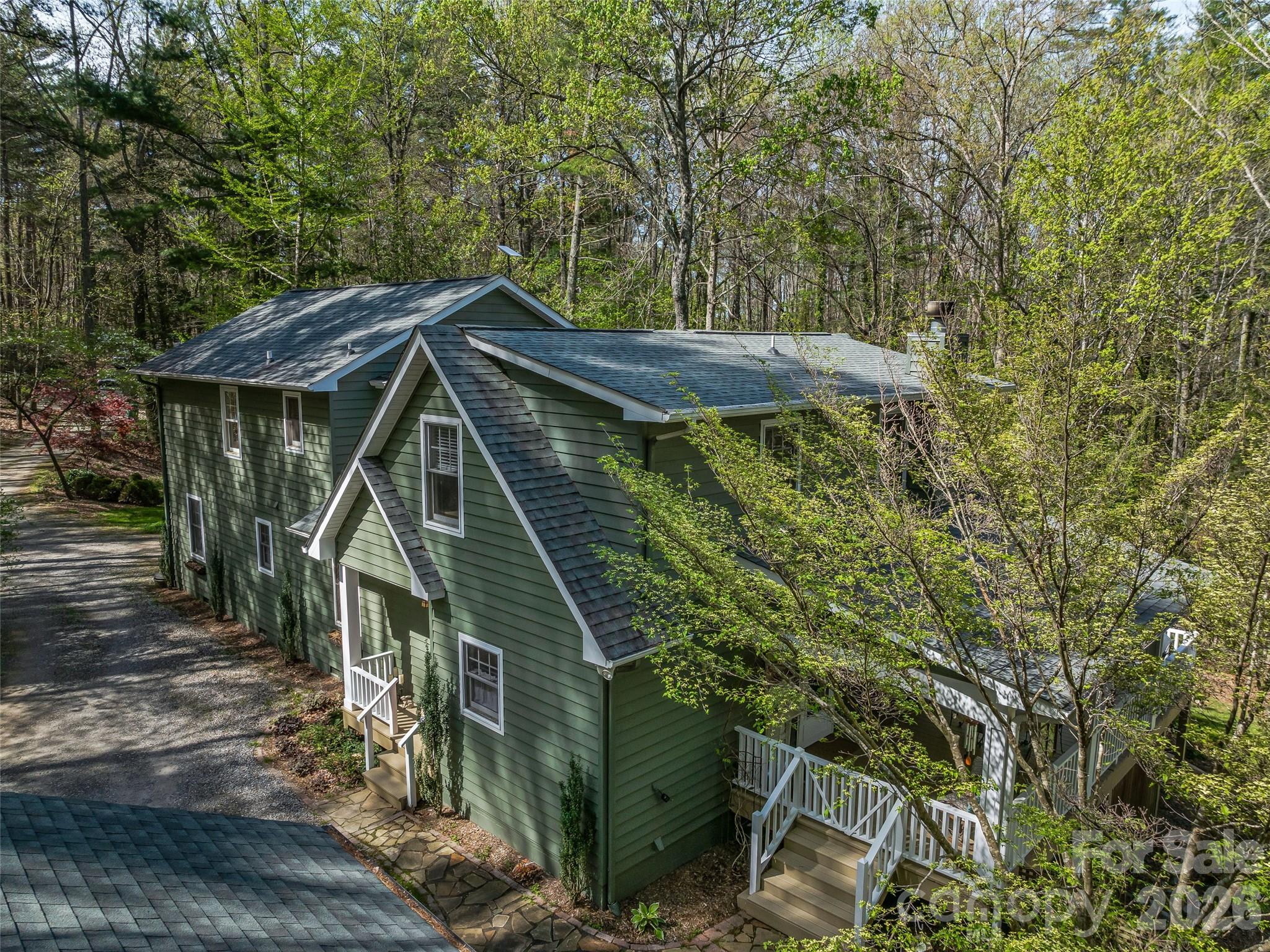 18 Thousand Oaks Boulevard Fairview NC 28730