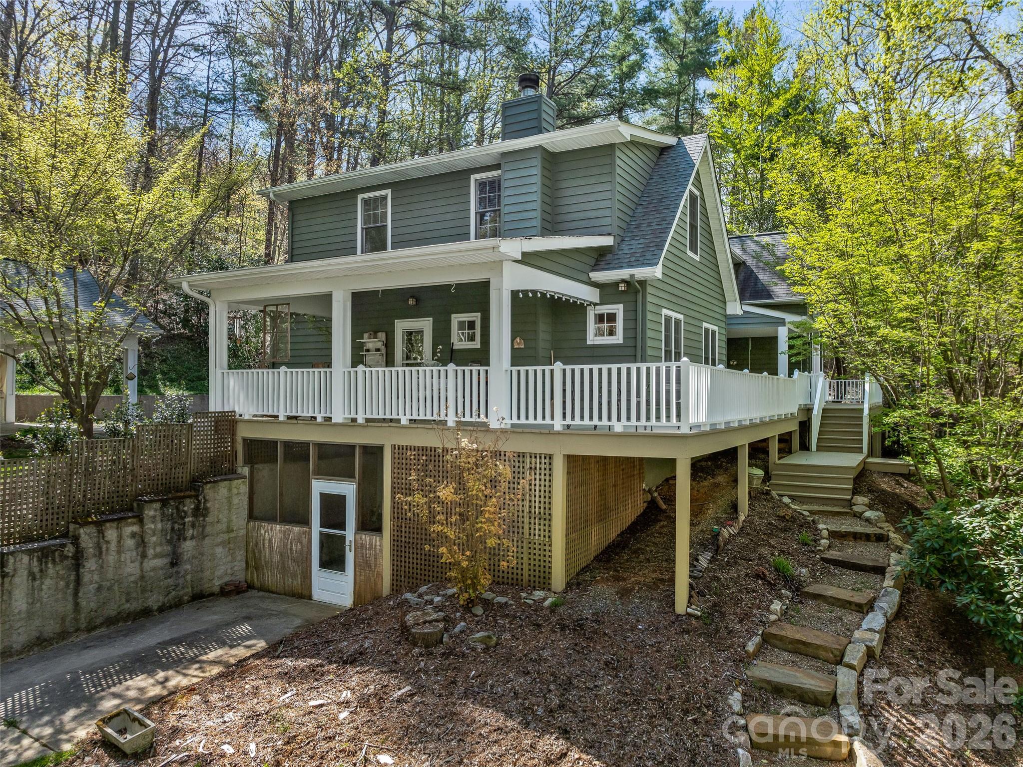 18 Thousand Oaks Boulevard Fairview NC 28730