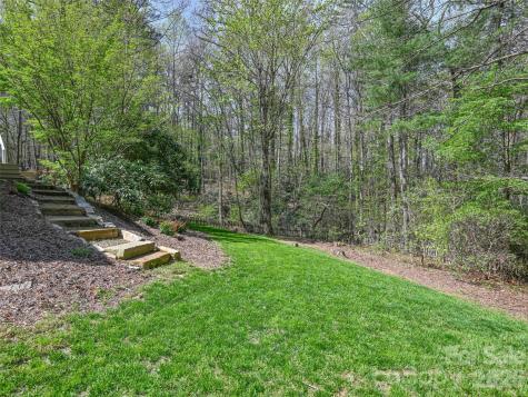 18 Thousand Oaks Boulevard Fairview NC 28730