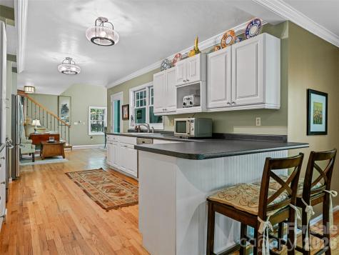 18 Thousand Oaks Boulevard Fairview NC 28730