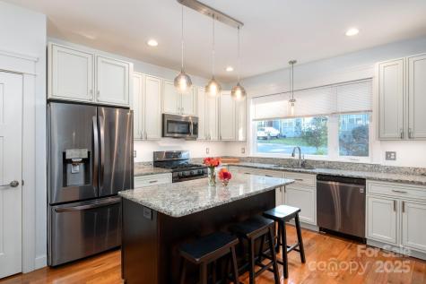 89 Galax Avenue Asheville NC 28806