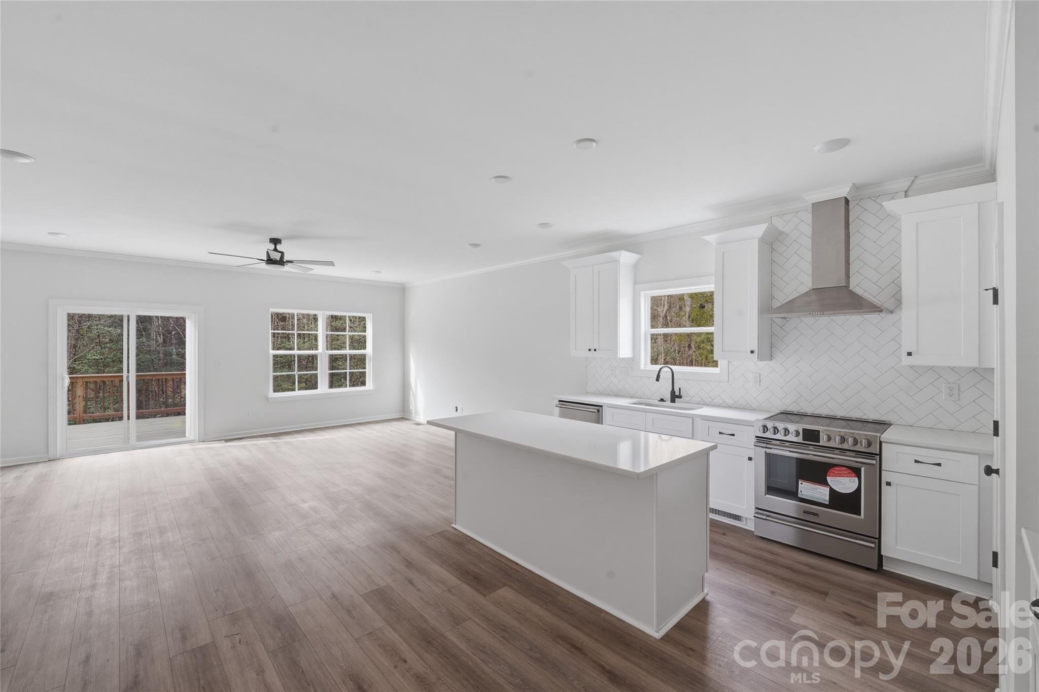 1555 Riverview Circle Fort Lawn SC 29714