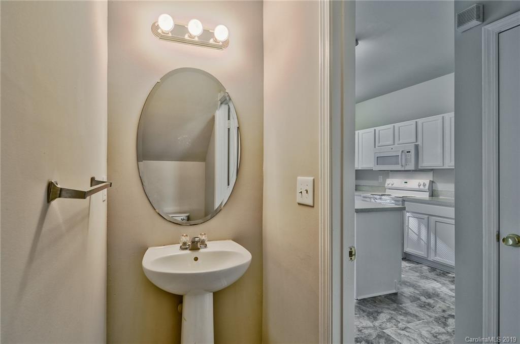 607 Stillgreen Lane Charlotte NC 28214
