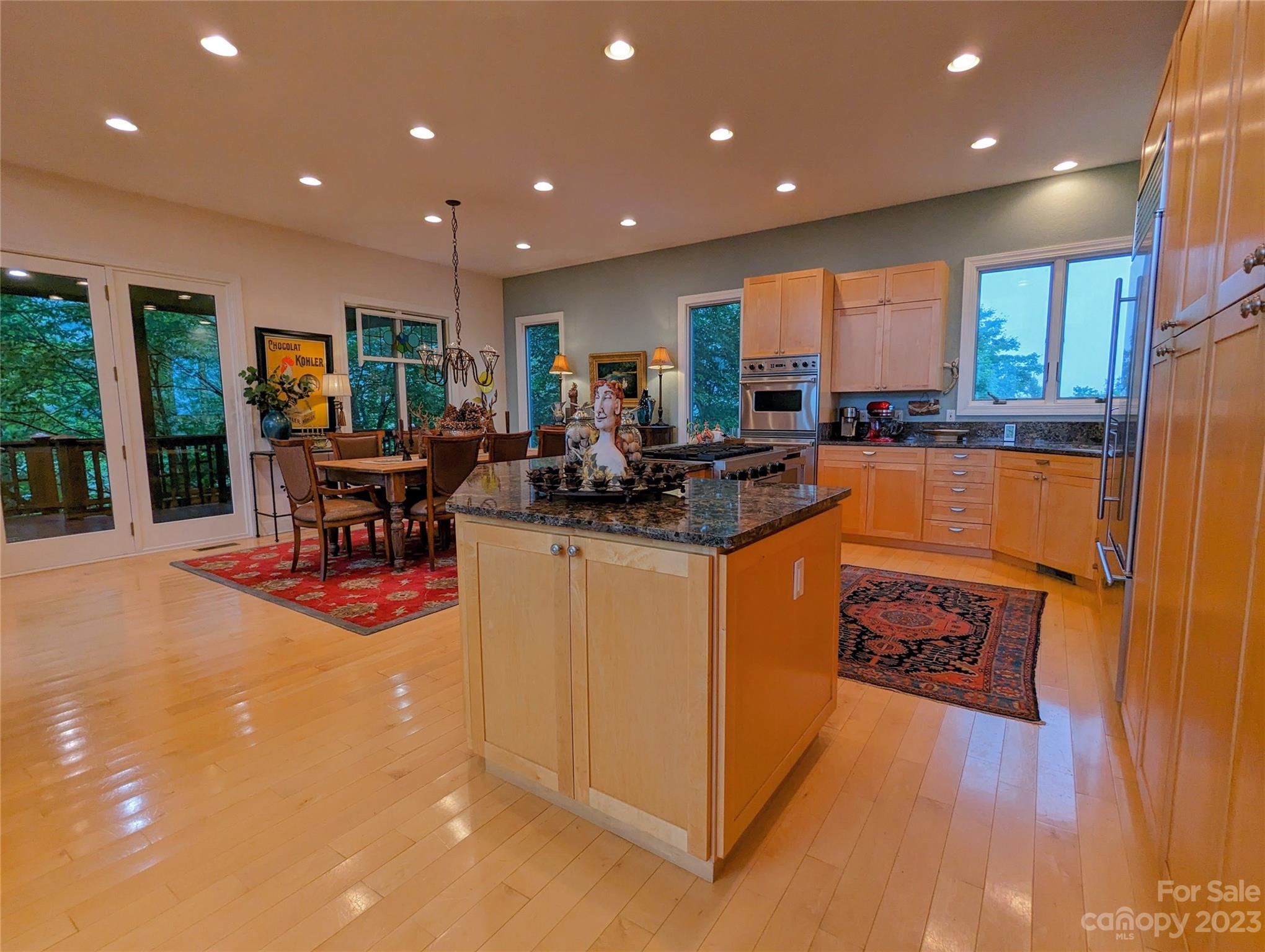 3303 Double Island Road Green Mountain NC 28740