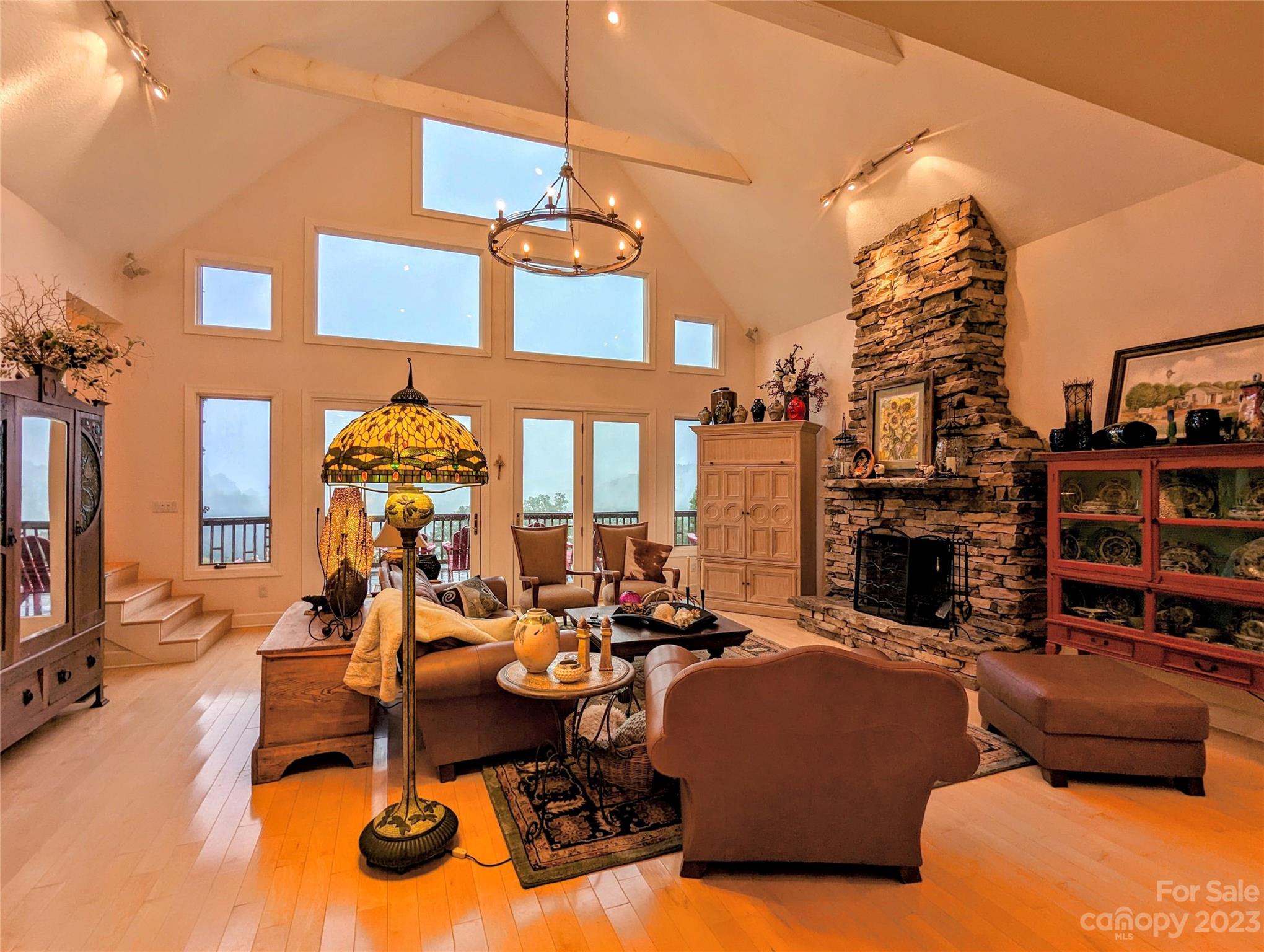 3303 Double Island Road Green Mountain NC 28740