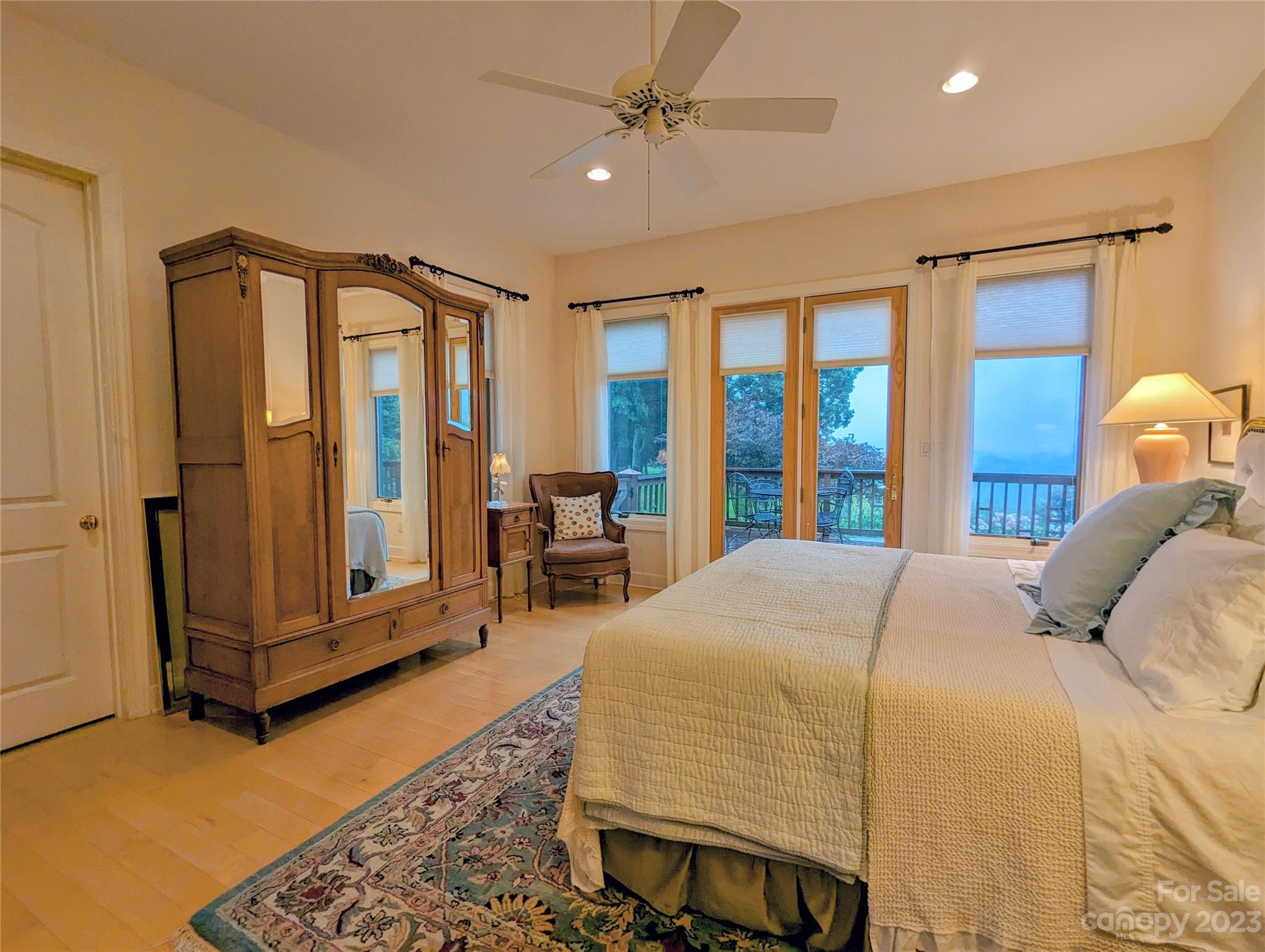 3303 Double Island Road Green Mountain NC 28740