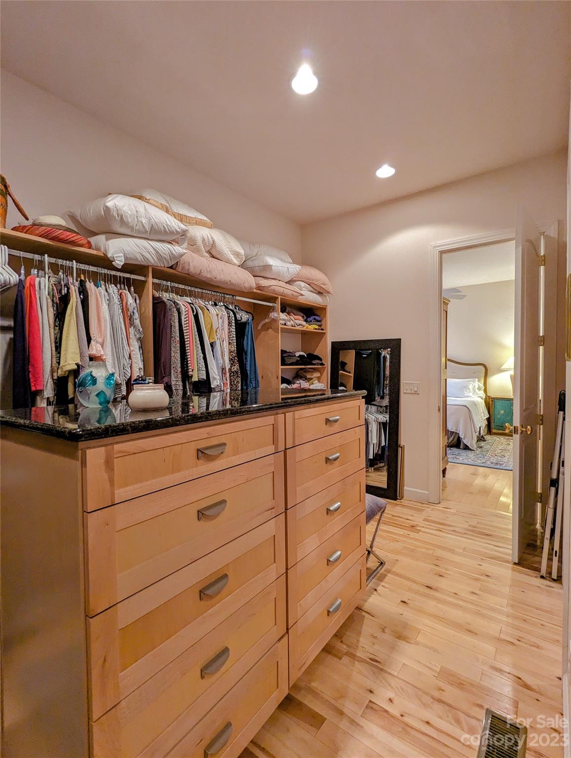 3303 Double Island Road Green Mountain NC 28740