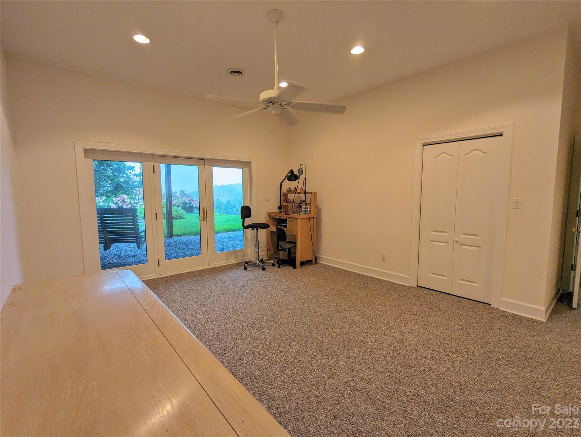 3303 Double Island Road Green Mountain NC 28740