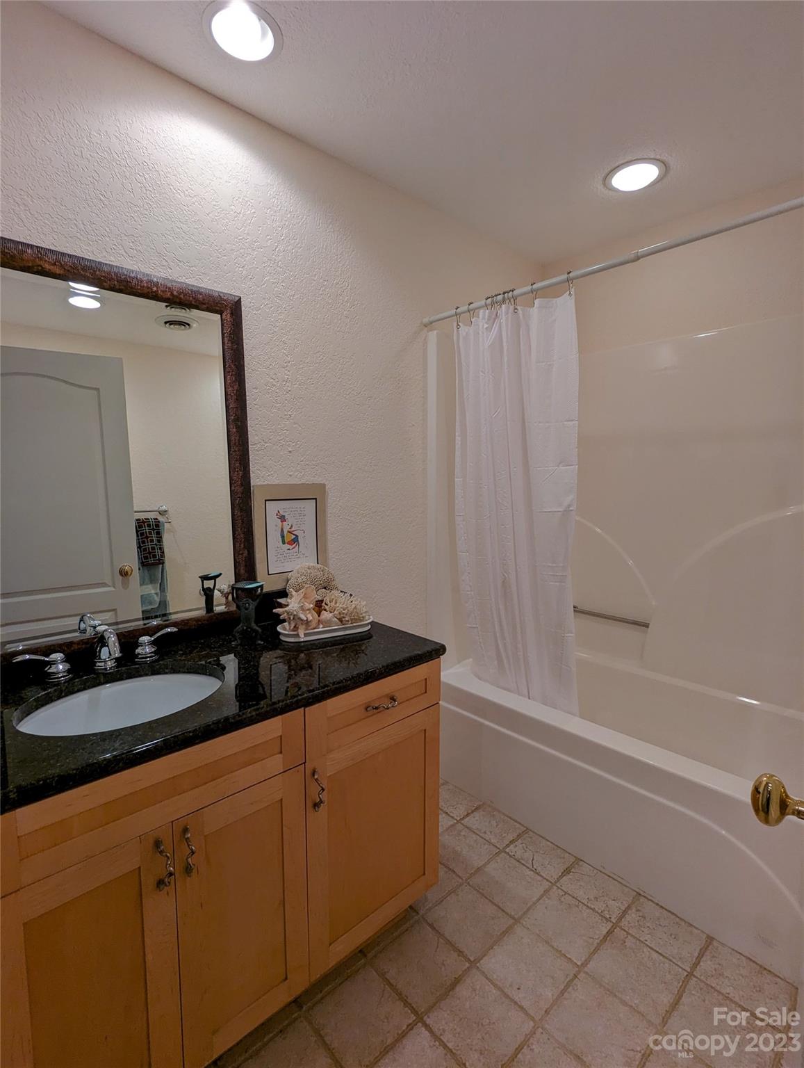 3303 Double Island Road Green Mountain NC 28740