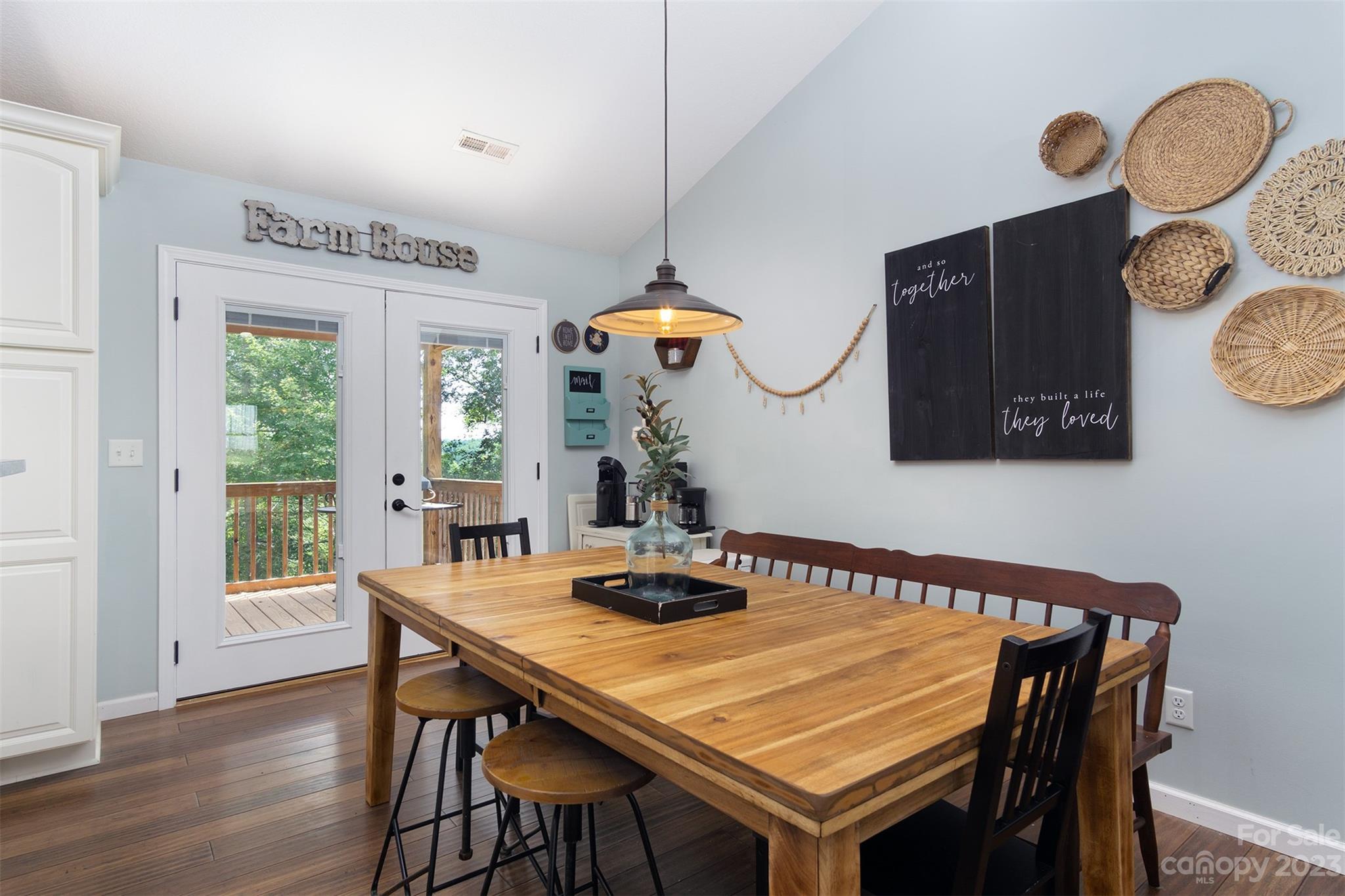3679 Bull Creek Road Marshall NC 28753