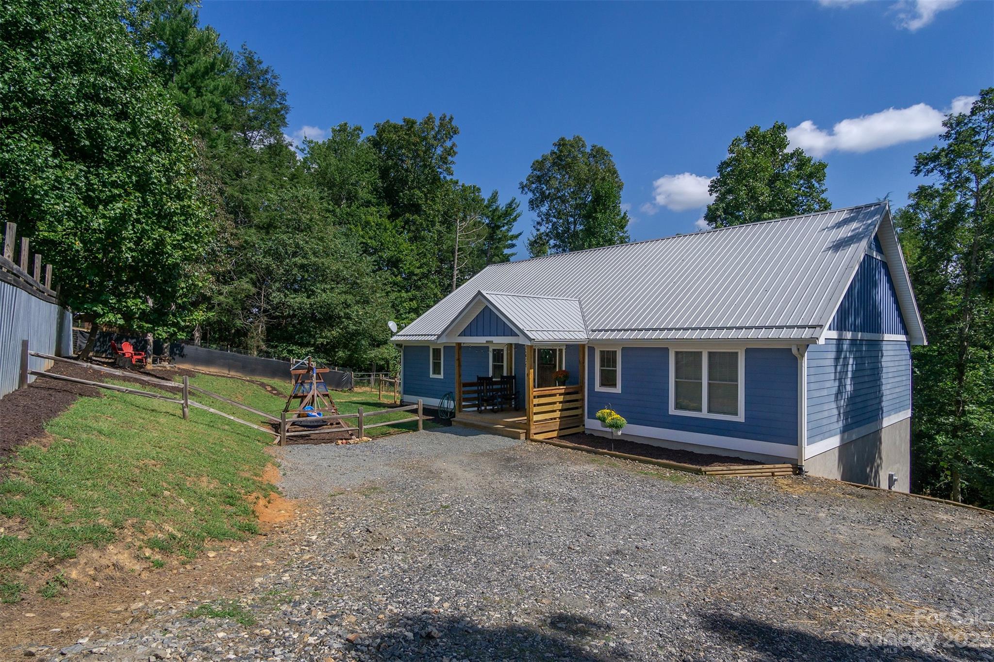 3679 Bull Creek Road Marshall NC 28753