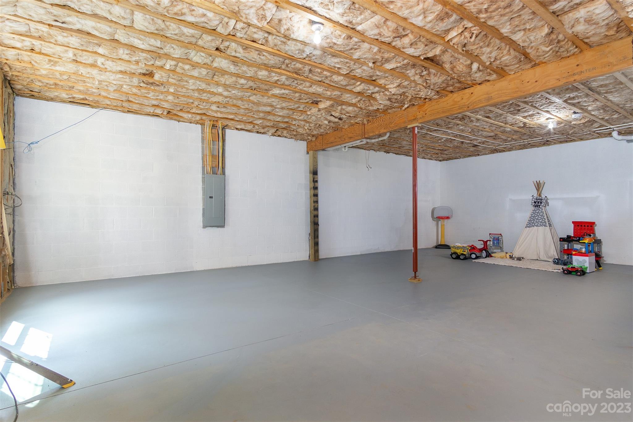 3679 Bull Creek Road Marshall NC 28753