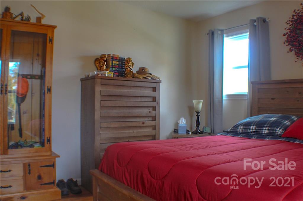 63 Lower Glady Fork Road Candler NC 28715