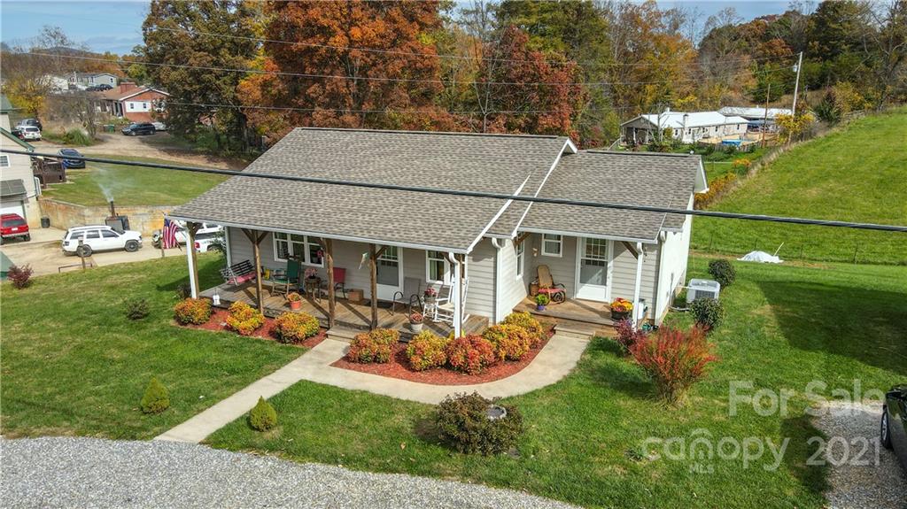 63 Lower Glady Fork Road Candler NC 28715