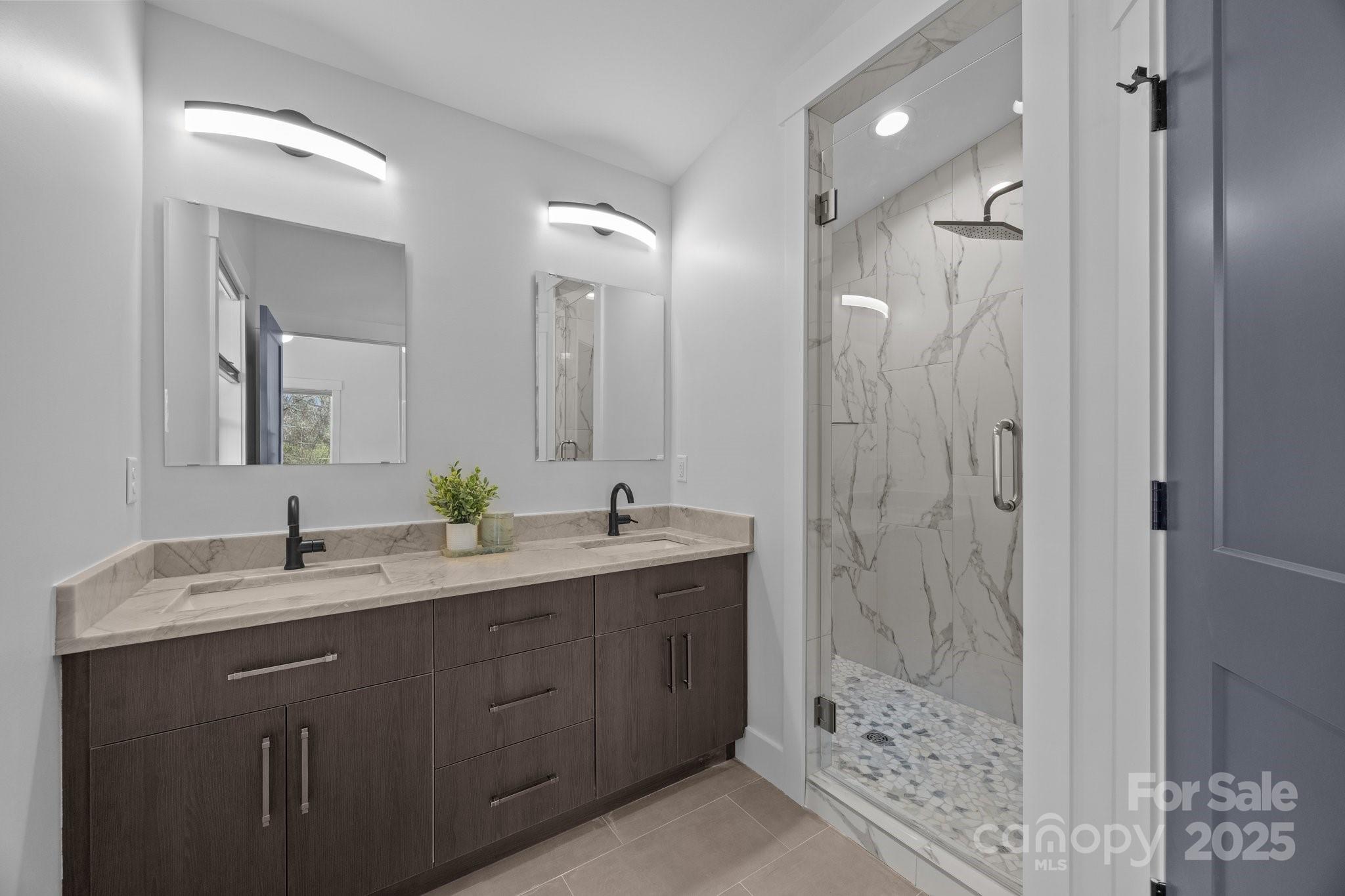87 Glendale Avenue Asheville NC 28803