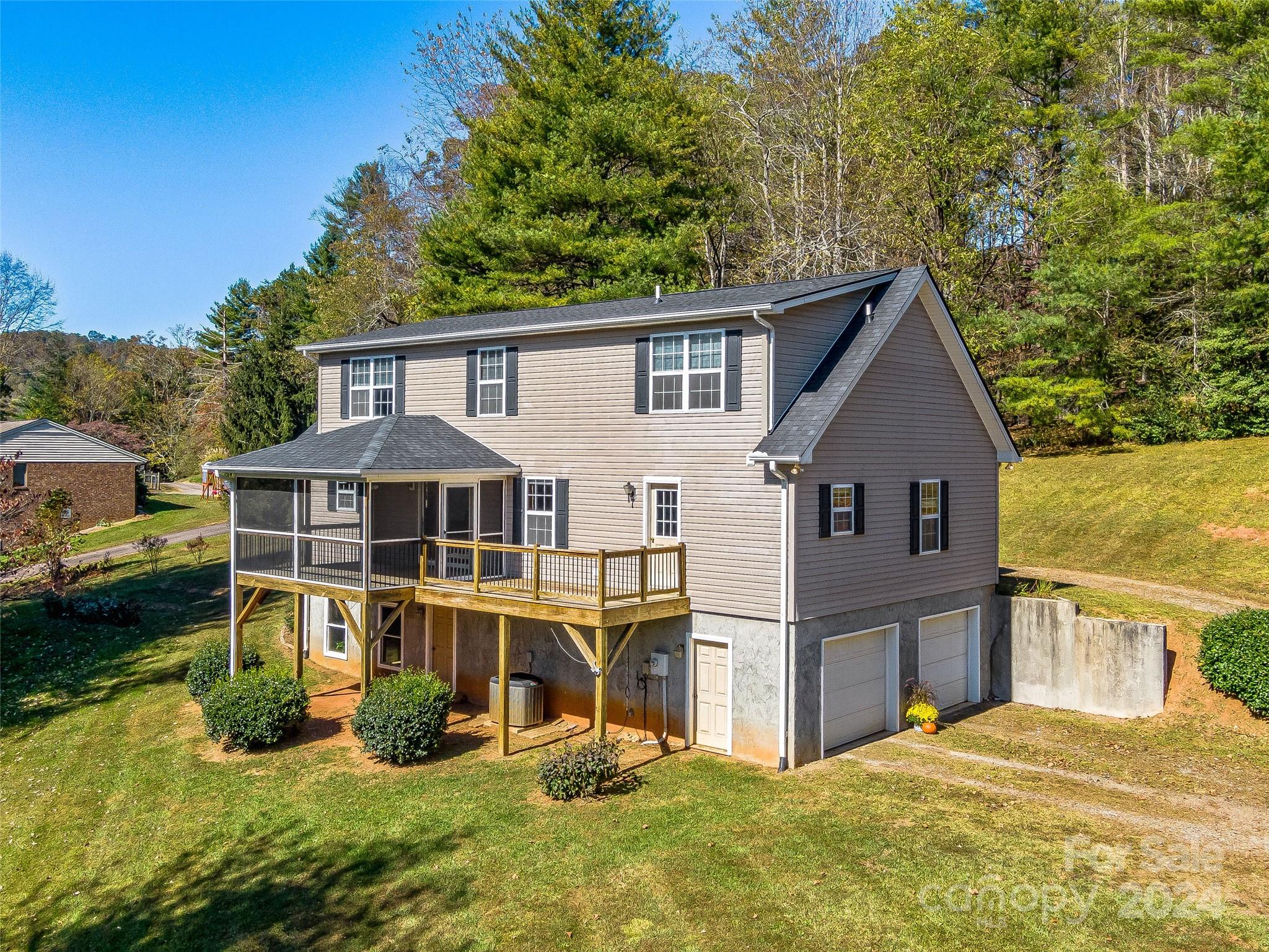 74 River Road Penrose NC 28766