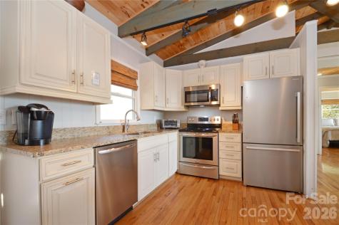 8007 Cloud Forest Lane Blowing Rock NC 28605