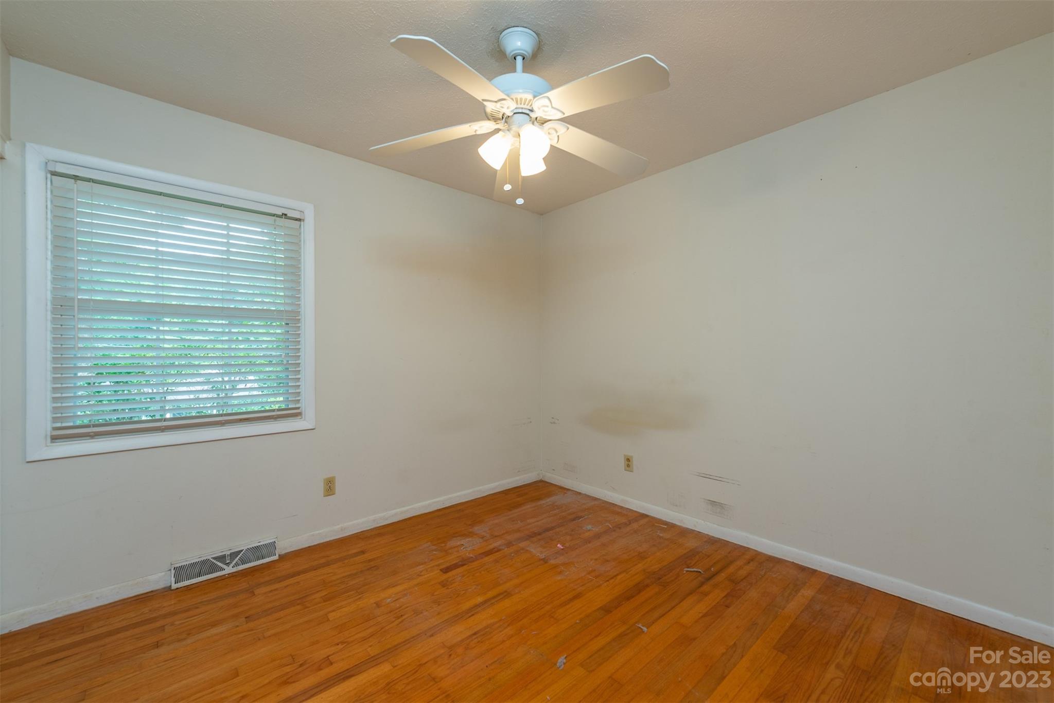 92 Alpine Way Asheville NC 28805