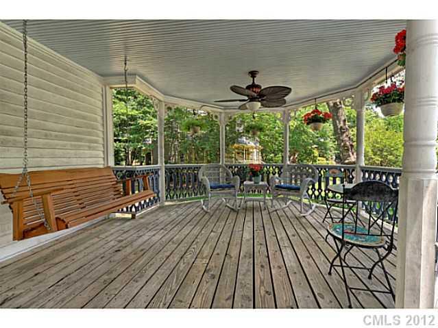 609 Bennington Place Charlotte NC 28211