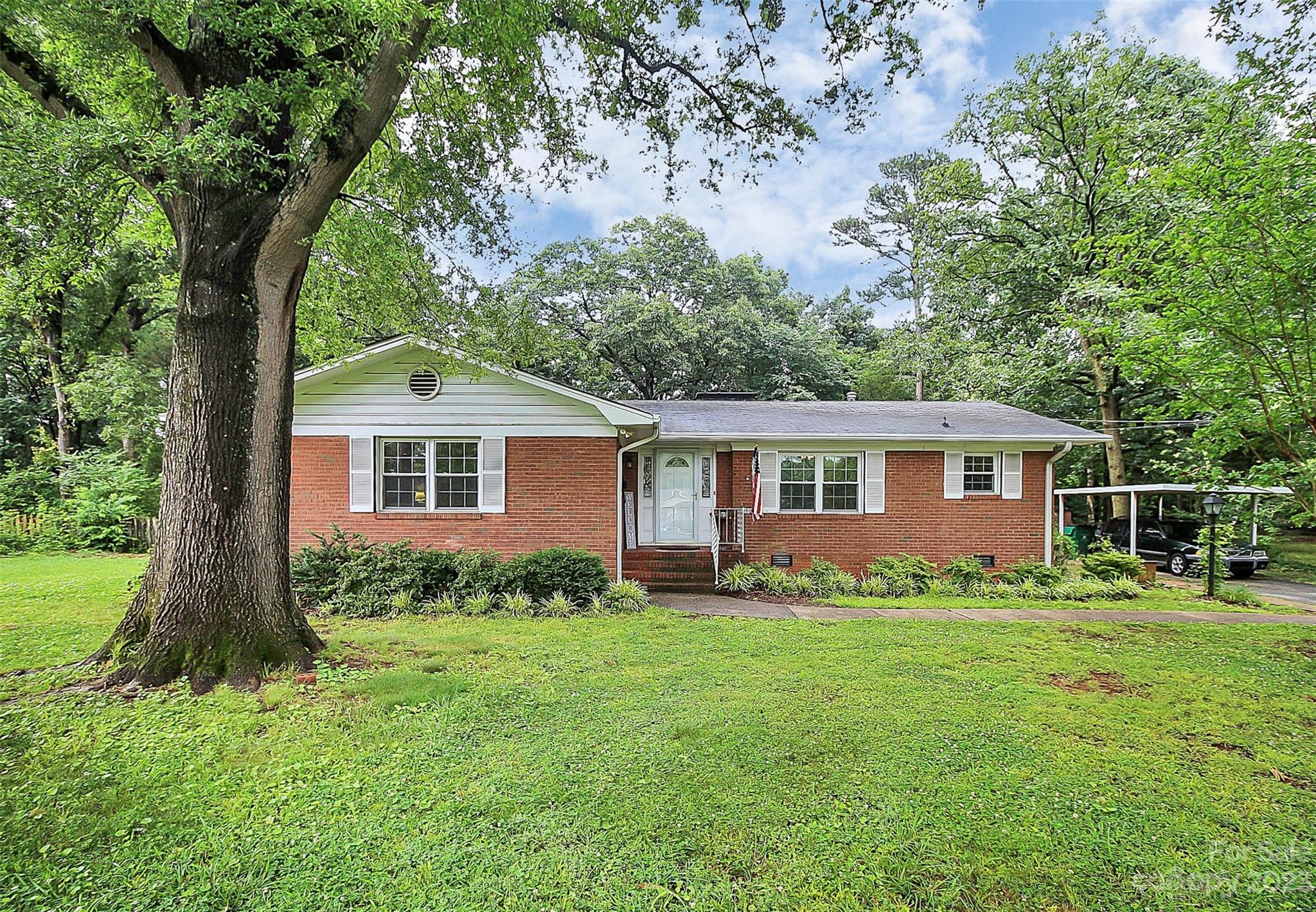 1518 Sansberry Road Charlotte NC 28262