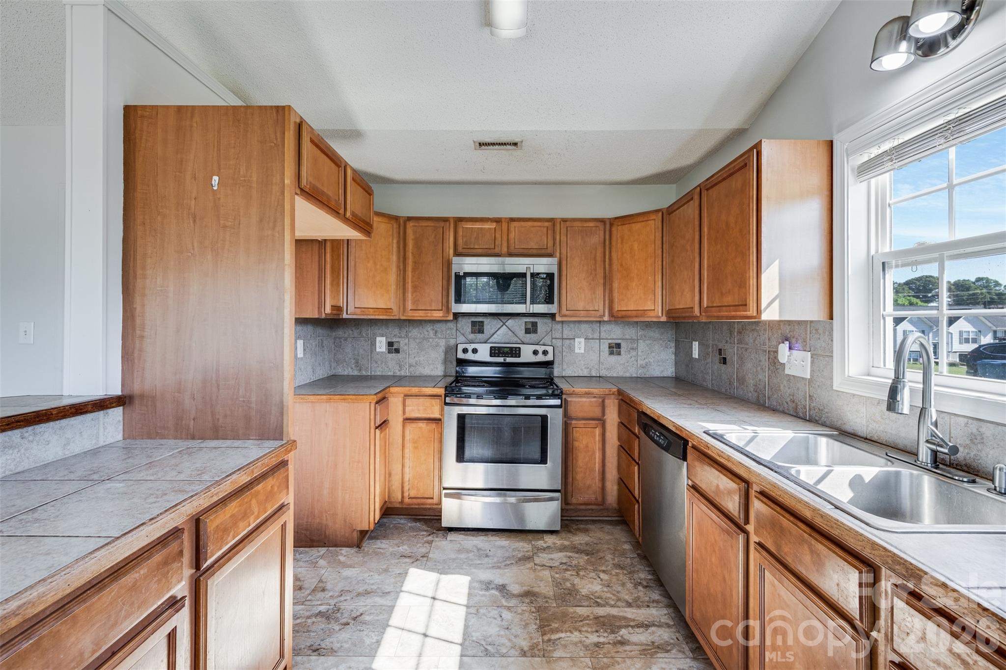 1575 Windy Holly Lane Newton NC 28658
