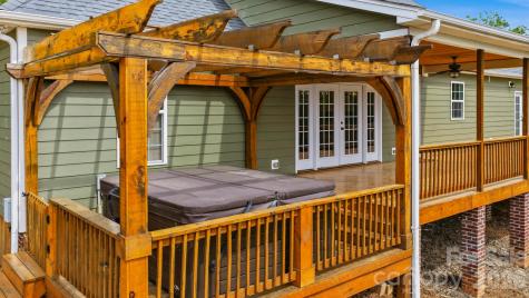 234 Crest Drive Lake Lure NC 28746