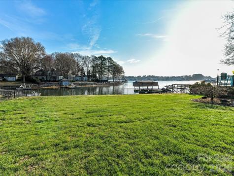 18014 Whispering Oaks Drive Cornelius NC 28031