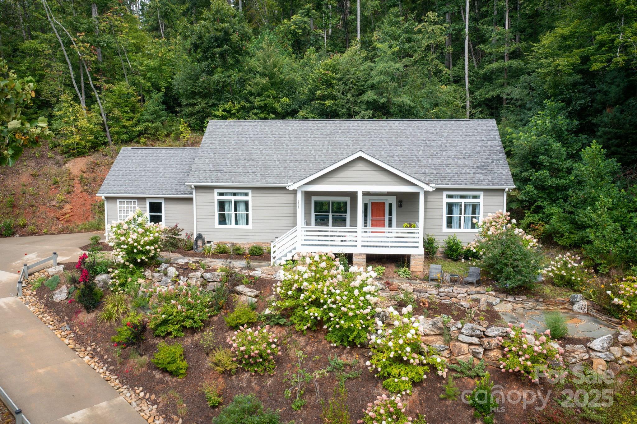 209 Patriots Drive Asheville NC 28805