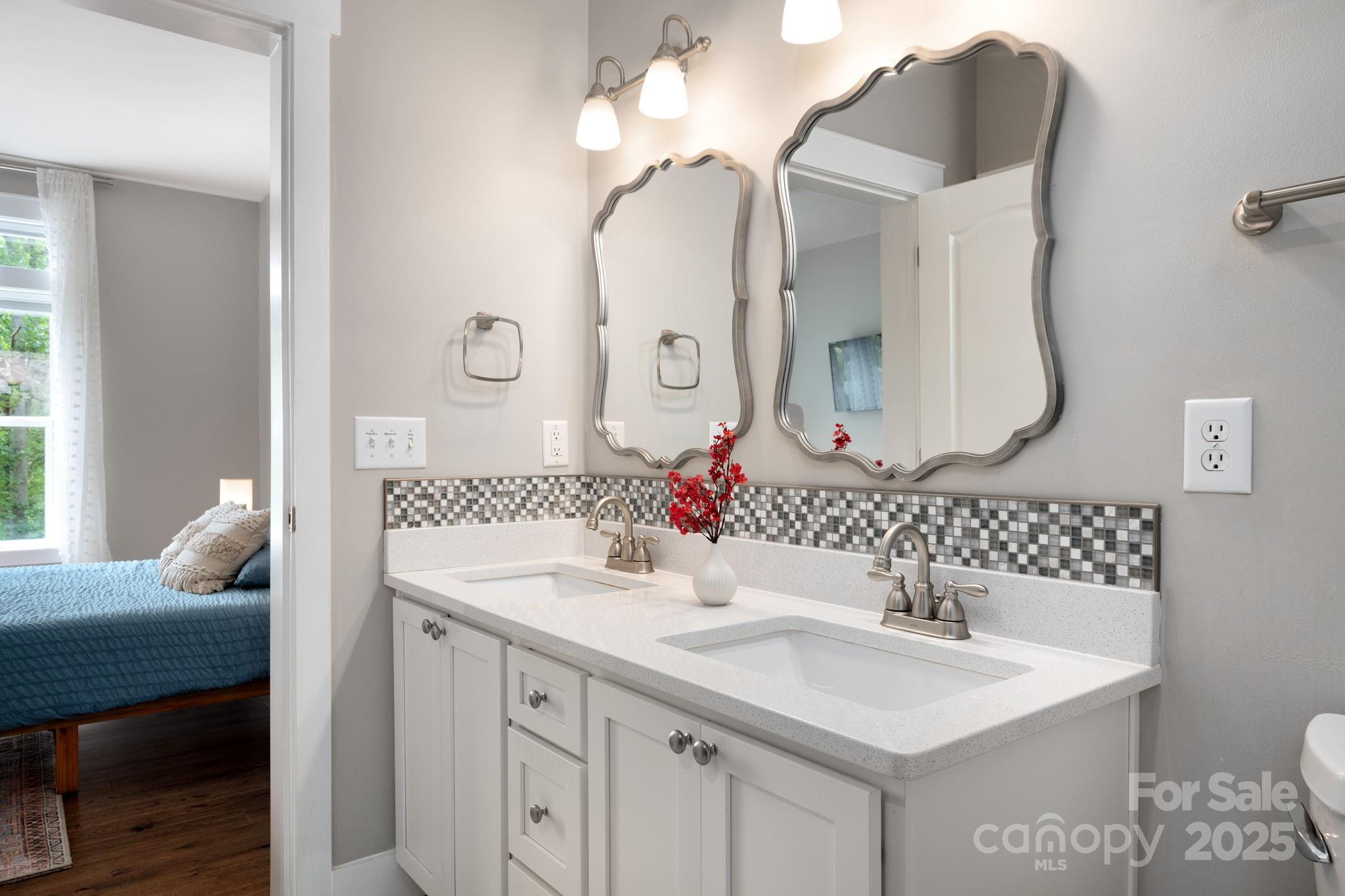 209 Patriots Drive Asheville NC 28805