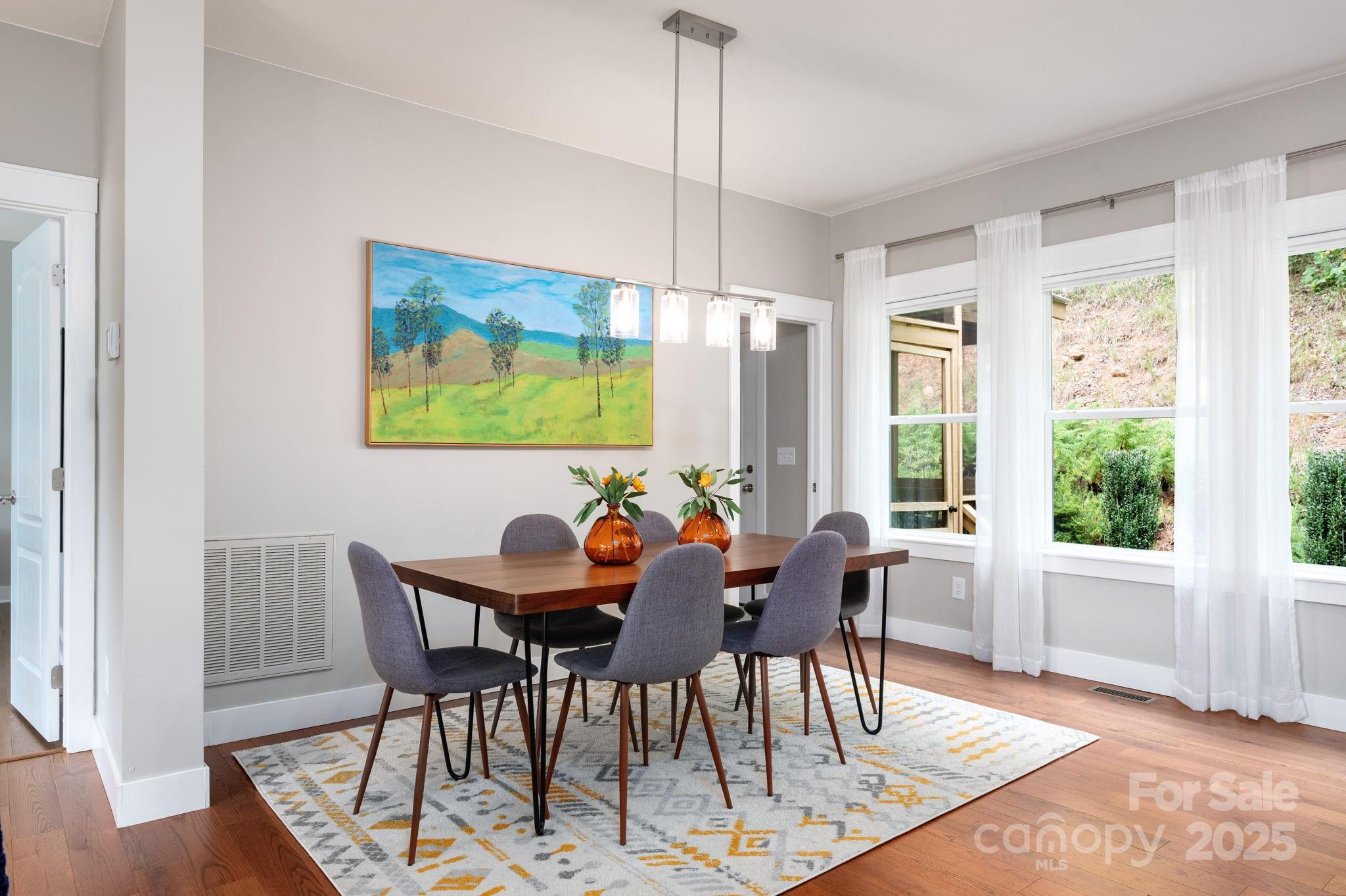 209 Patriots Drive Asheville NC 28805