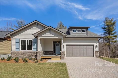 19 Hogans View Circle Hendersonville NC 28739