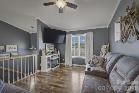 4240 Hickory Nut Ridge Road Hudson NC 28638
