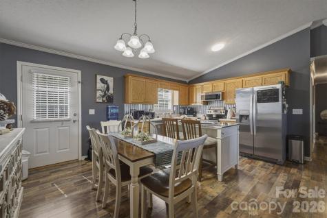 4240 Hickory Nut Ridge Road Hudson NC 28638