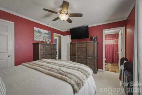 4240 Hickory Nut Ridge Road Hudson NC 28638