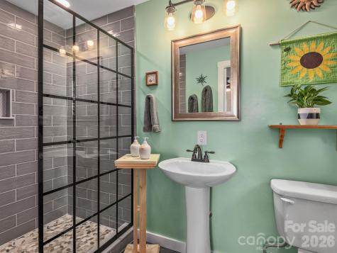 33 Pinehurst Road Asheville NC 28805