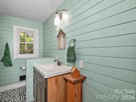 33 Pinehurst Road Asheville NC 28805