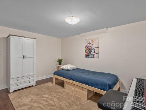 33 Pinehurst Road Asheville NC 28805