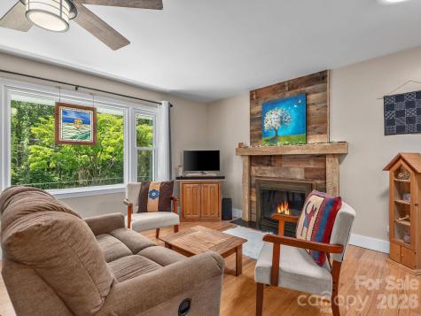 33 Pinehurst Road Asheville NC 28805