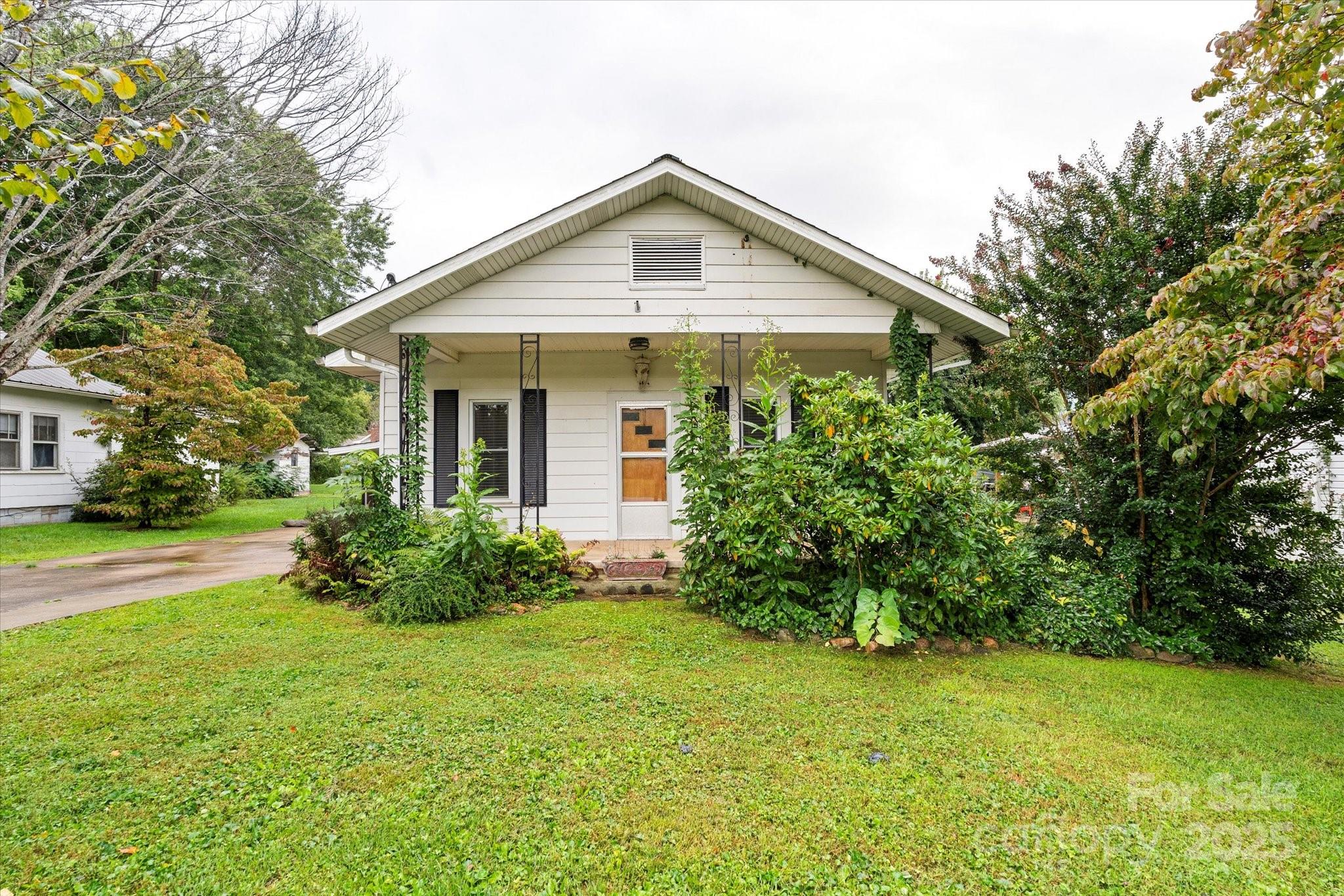 56 Kentucky Avenue Waynesville NC 28786