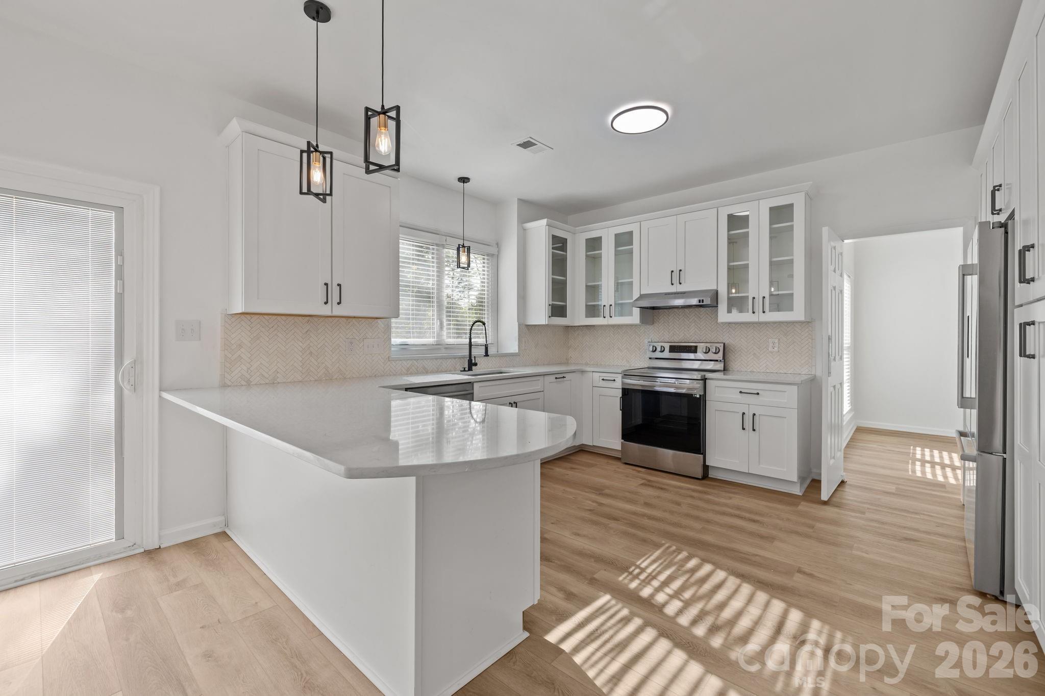 8512 Egerton Drive Charlotte NC 28277