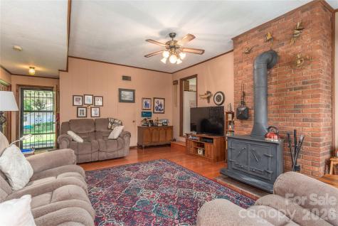 96 Tower Lane Waynesville NC 28786