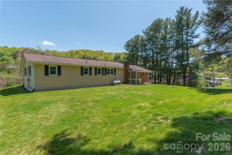 96 Tower Lane Waynesville NC 28786