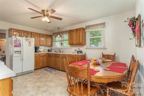 96 Tower Lane Waynesville NC 28786