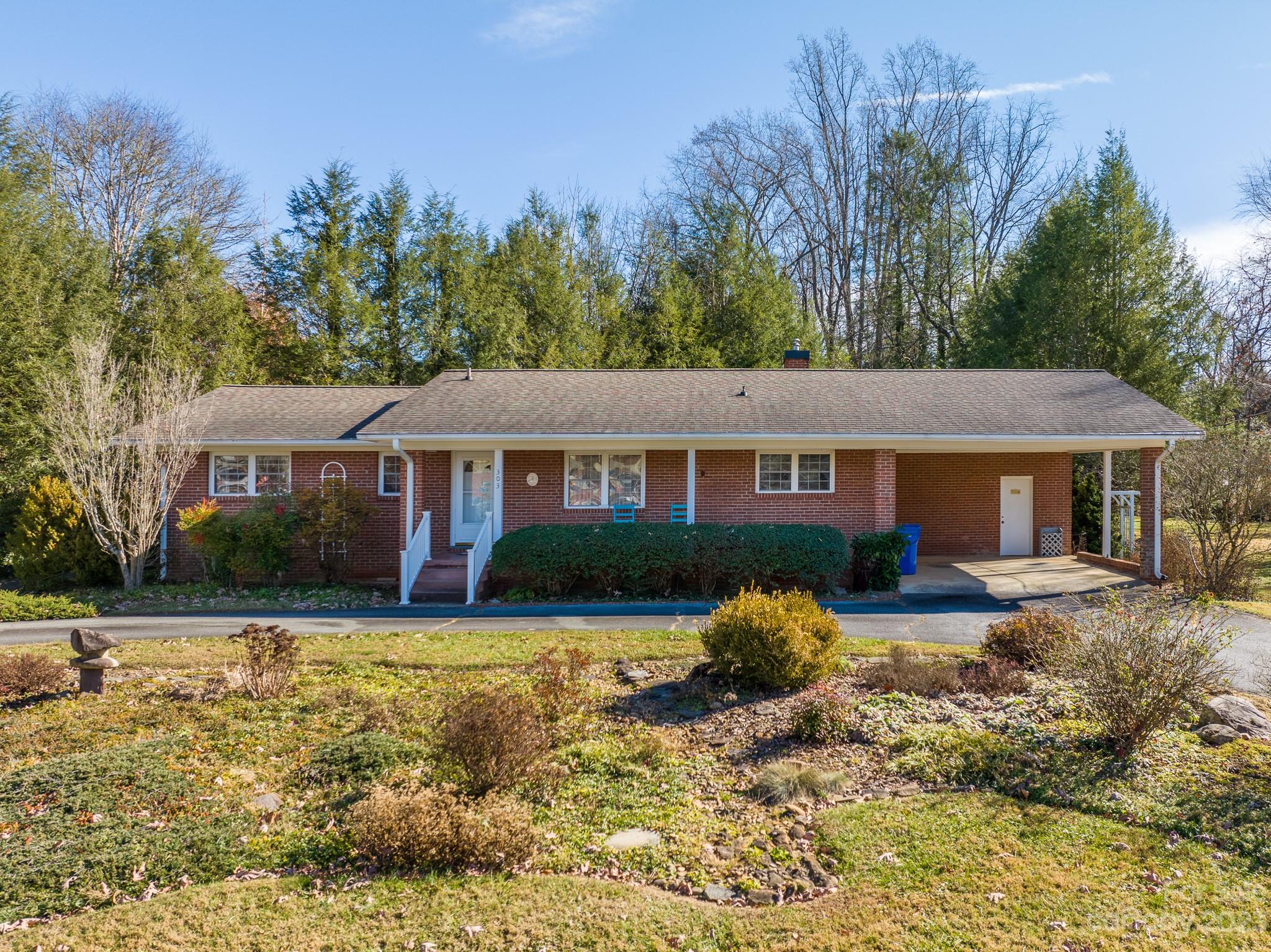 303 S Gaston Street Brevard NC 28712