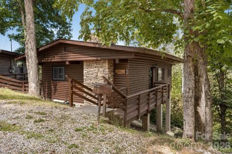 319 Blue Ridge Parkway Bryson City NC 28713