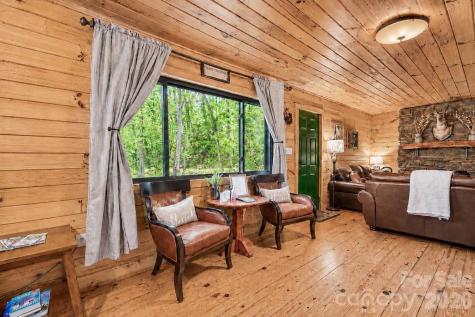 319 Blue Ridge Parkway Bryson City NC 28713
